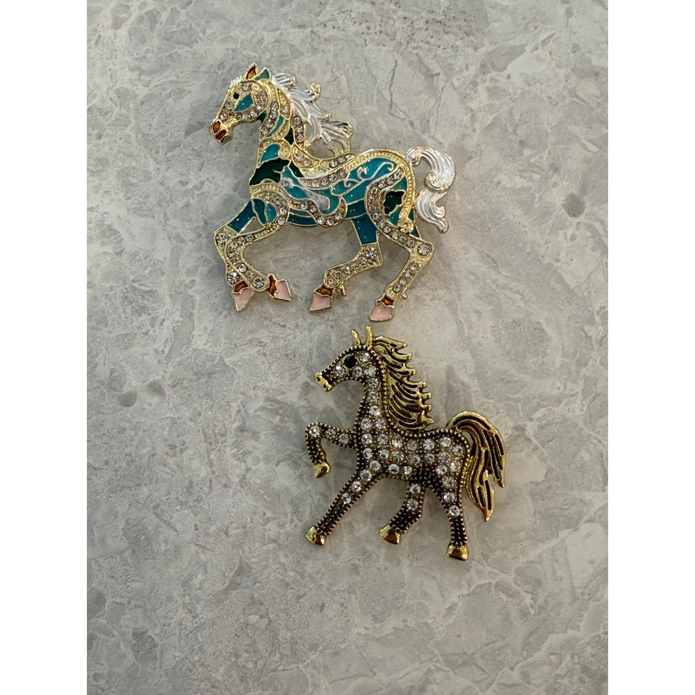 Vintage Style Gold Tone Rhinestone Enamel Horse Brooch Pin Set 2pc Equestrian